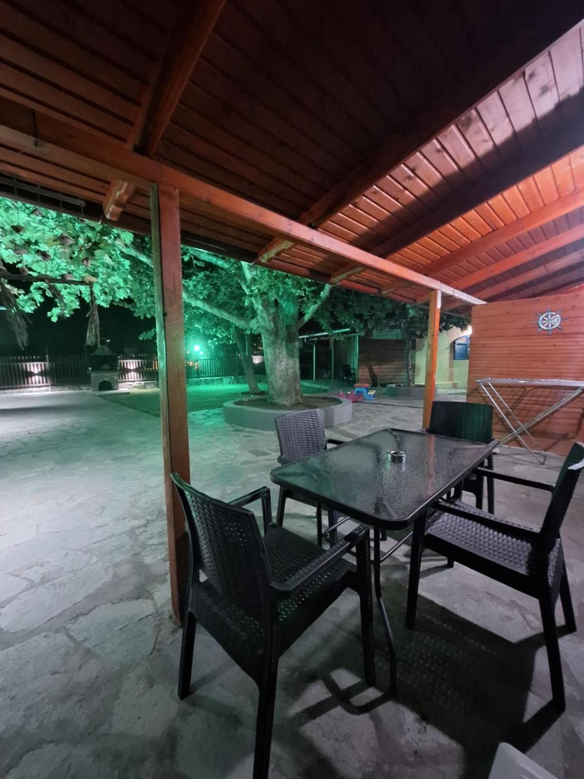 Platanes Apartments Skála Marión Екстериор снимка